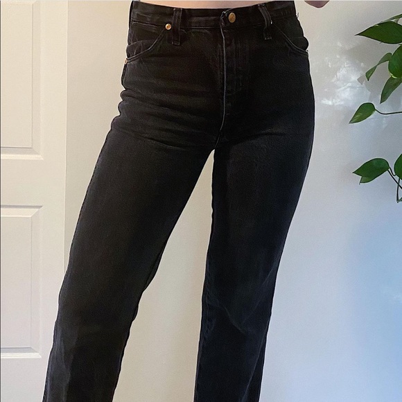 Wrangler Straight Leg Jeans - Picture 5 of 8